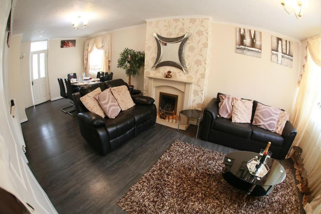 فيلا Luxurious Bedworth Exhall, House المظهر الخارجي الصورة